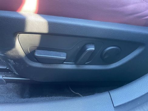 Used 2025 MAZDA CX-30 AWD 2.5 S w/ Preferred Package image 22