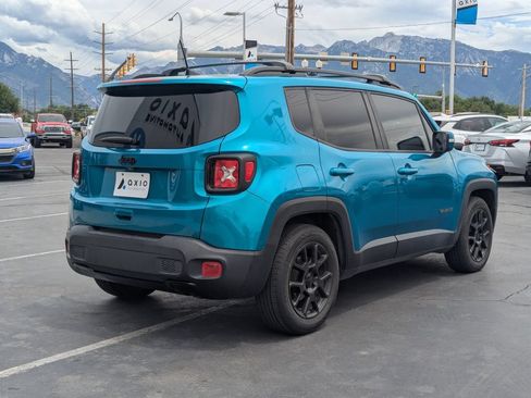 Used 2020 Jeep Renegade Altitude FWD image 4