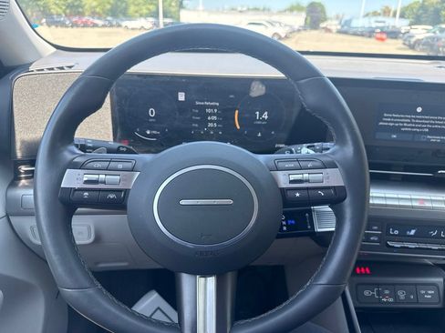 Used 2024 Hyundai Kona Limited AWD/4WD image 18