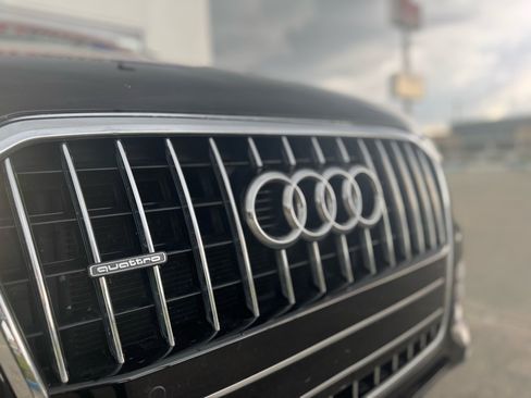 Used 2017 Audi Q5 2.0T Premium Plus w/ Technology Package image 10