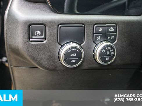 Used 2025 GMC Sierra 1500 SLT RWD image 29