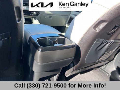 Certified 2024 Kia Telluride S w/ S Sunroof Package image 47