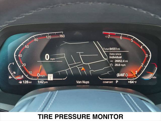 Used 2020 BMW X7 xDrive40i w/ Premium Package AWD/4WD image 16