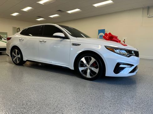 Used 2019 Kia Optima S w/ S Panoramic Sunroof Package image 9