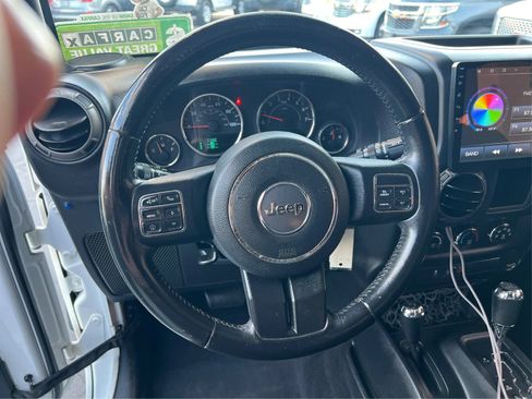 Used 2016 Jeep Wrangler Unlimited Sport w/ Connectivity Group AWD/4WD image 17