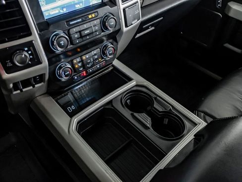 Used 2020 Ford F250 Lariat w/ Lariat Ultimate Package image 24