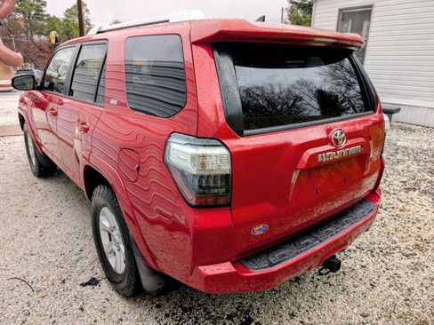 Used 2014 Toyota 4Runner SR5 image 13