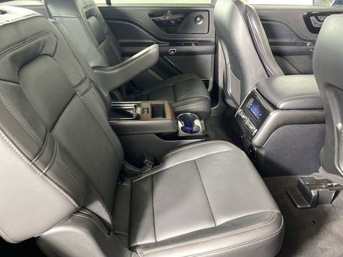 Used 2023 Lincoln Aviator Reserve w/ Equipment Group 201A image 29