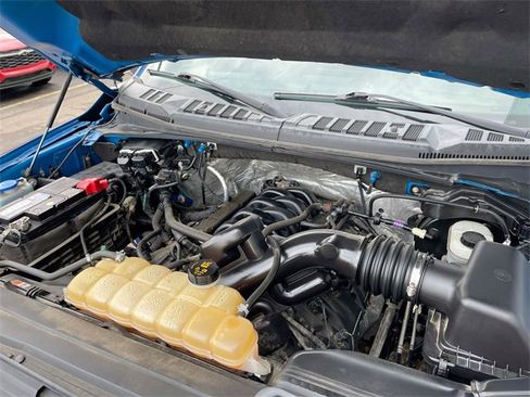 Used 2017 Ford F150 XLT w/ Equipment Group 302A Luxury image 27