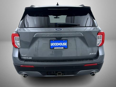 Used 2023 Ford Explorer XLT w/ Equipment Group 202A AWD/4WD image 6