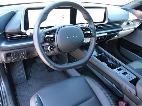 Certified 2025 Hyundai Ioniq 6 SEL image 9