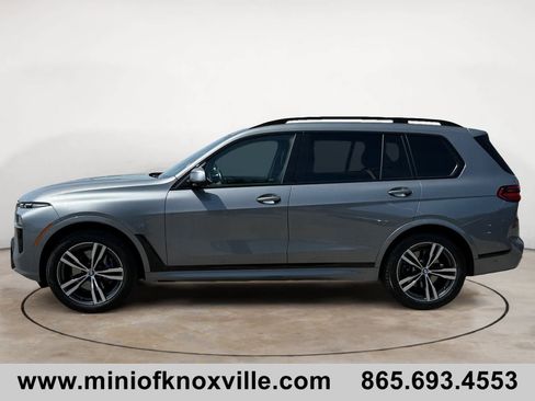 Used 2023 BMW X7 xDrive40i w/ M Sport Package AWD/4WD image 6