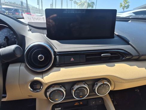 Certified 2025 MAZDA MX-5 Miata RF Grand Touring w/ Weather Package image 19