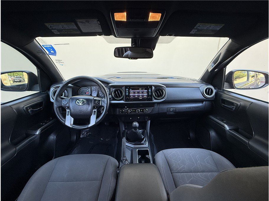 Used 2019 Toyota Tacoma TRD Sport AWD/4WD image 8