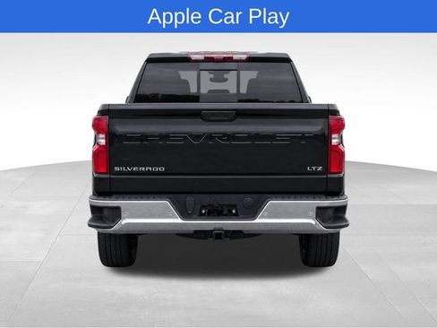 Used 2022 Chevrolet Silverado 1500 LTZ w/ LTZ Premium Package AWD/4WD image 7