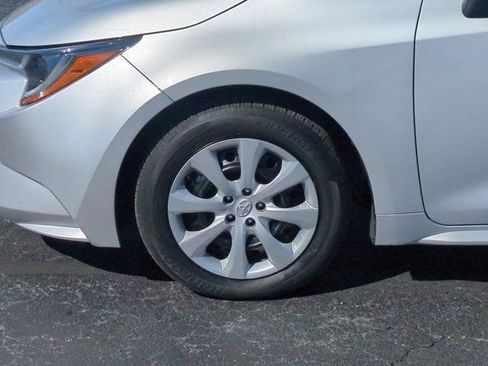 Certified 2024 Toyota Corolla LE image 7