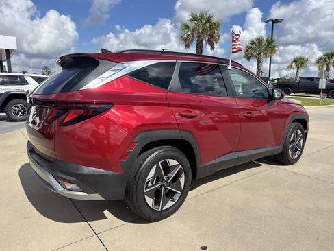 Used 2025 Hyundai Tucson SEL FWD image 7
