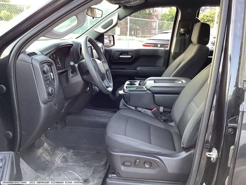 Used 2023 Chevrolet Silverado 1500 Custom w/ LPO, Dark Essentials Package AWD/4WD image 8