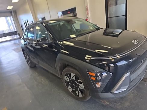 Used 2024 Hyundai Kona SEL image 1