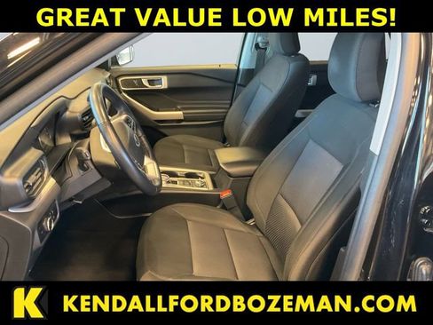 Used 2023 Ford Explorer XLT w/ Class IV Trailer Tow Package AWD/4WD image 9