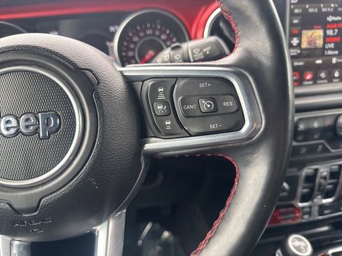 Used 2022 Jeep Wrangler Unlimited Rubicon w/ Steel Bumper Group image 16