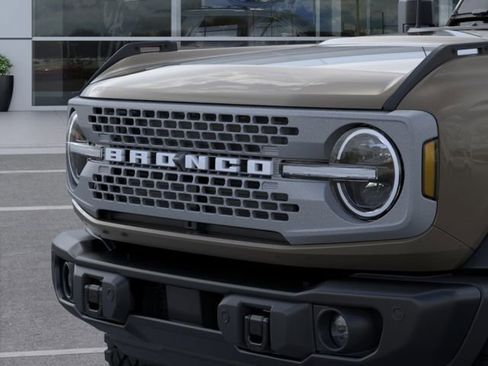 New 2026 Ford Bronco Badlands AWD/4WD image 19