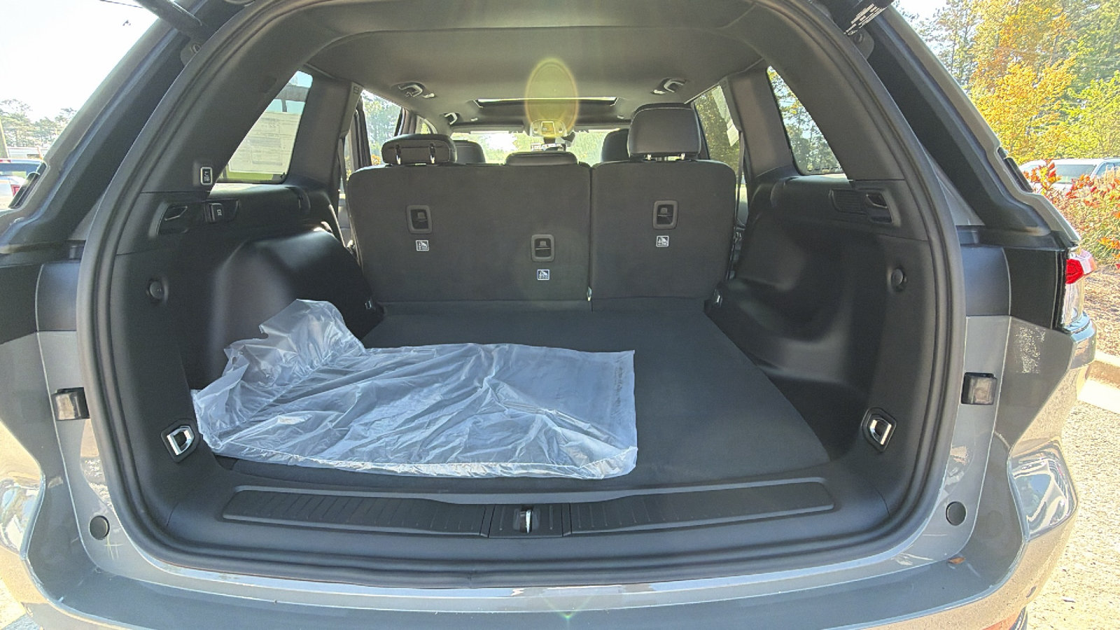 New 2027 Jeep Grand Cherokee Laredo X AWD/4WD image 13