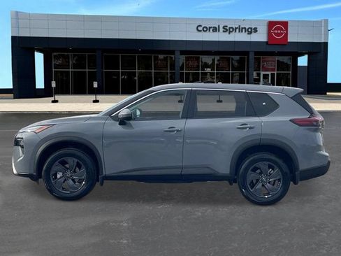 New 2026 Nissan Rogue SV FWD image 2