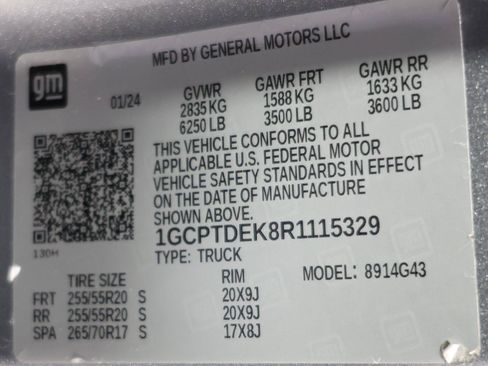 Used 2024 Chevrolet Colorado Z71 w/ Z71 Convenience Package 2 AWD/4WD image 28
