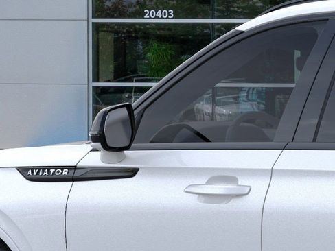 New 2025 Lincoln Aviator 2WD w/ Jet Appearance Package image 20