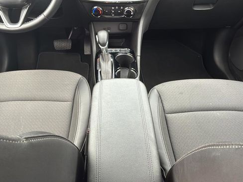 Used 2025 Buick Encore GX Preferred FWD image 22