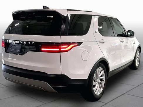 Used 2024 Land Rover Discovery S AWD/4WD image 12