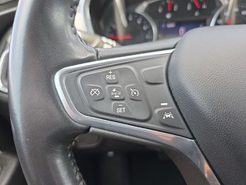 Used 2022 Chevrolet Equinox LT w/ Driver Convenience Package FWD image 19