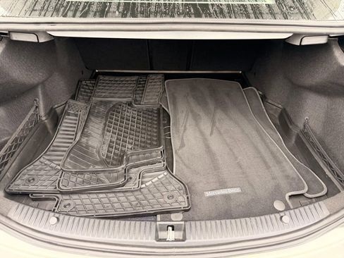 Used 2017 Mercedes-Benz C 300 4MATIC Sedan image 15