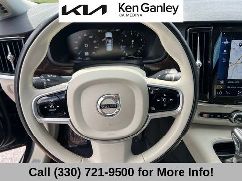 Used 2019 Volvo S90 T5 Momentum w/ Protection Package AWD/4WD image 29