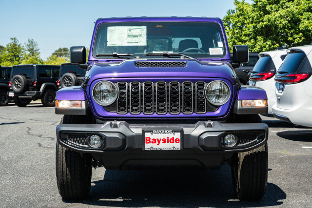 New 2026 Jeep Gladiator Sport AWD/4WD image 4