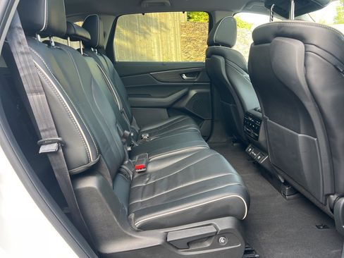 Used 2023 Acura MDX SH-AWD w/ Advance Package image 26