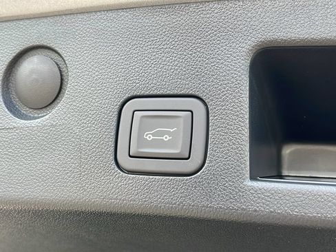 New 2027 GMC Terrain AT4 w/ Convenience Package III AWD/4WD image 28
