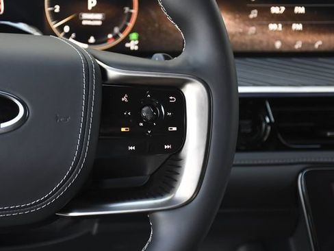 New 2026 INFINITI QX80 Autograph w/ Premium Cargo Package image 9