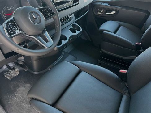 Used 2024 Mercedes-Benz Sprinter 144 Cargo image 9