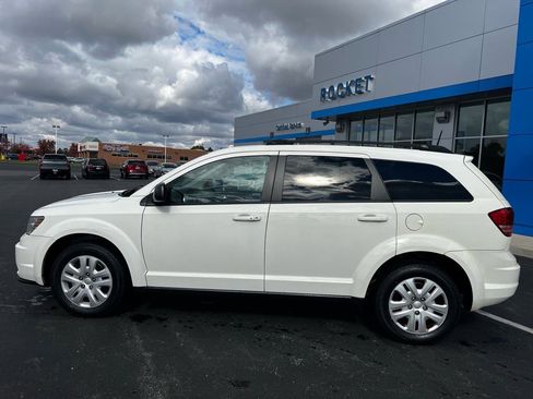 Used 2018 Dodge Journey SE image 8
