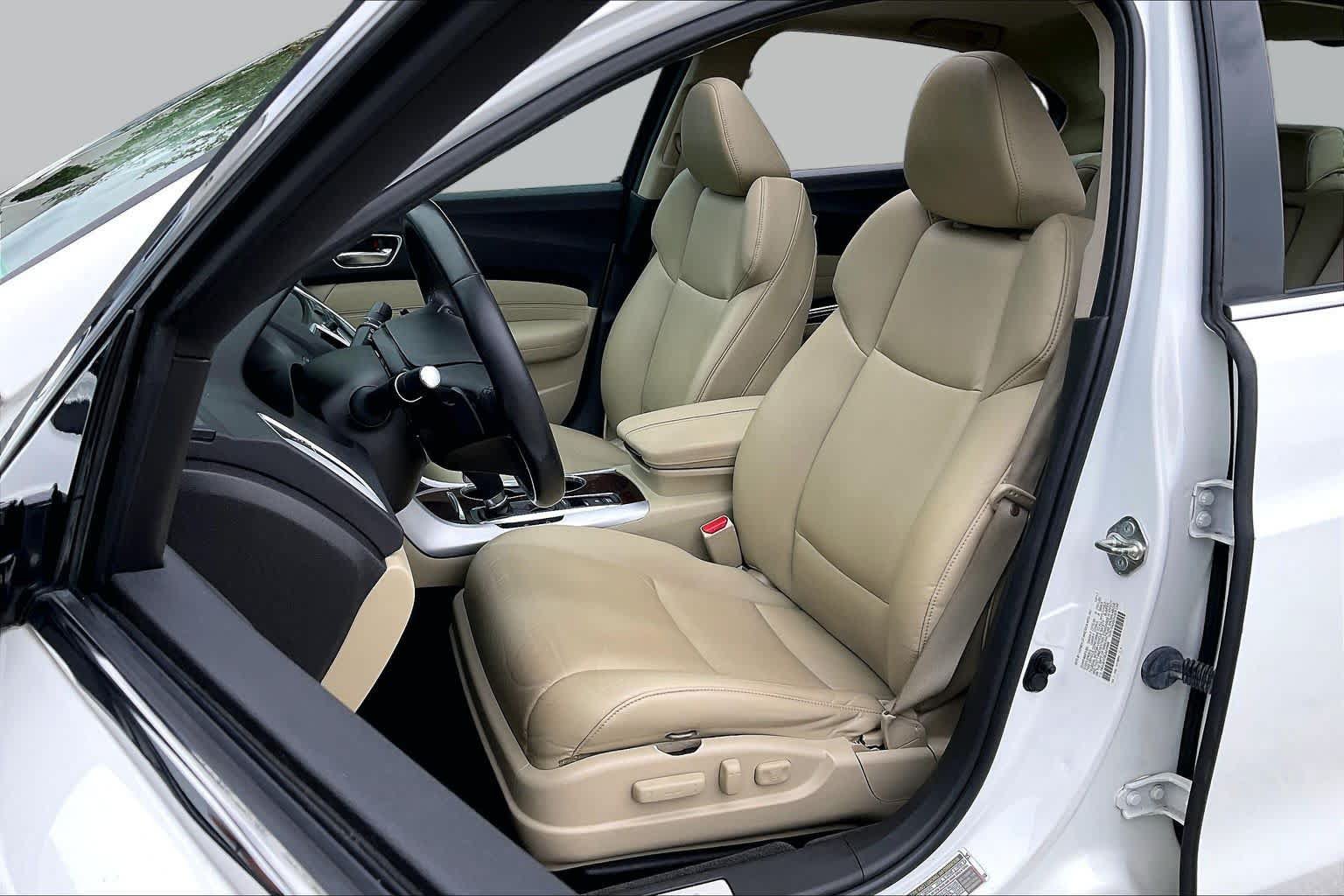 Certified 2018 Acura TLX FWD image 8