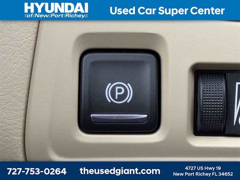 Used 2018 Cadillac XT5 FWD w/ LPO, Wheel Lock Package image 27