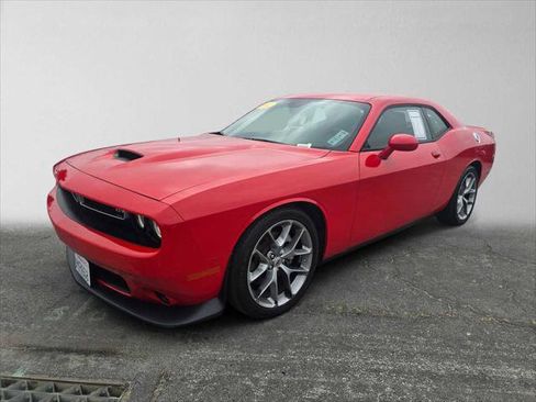Used 2022 Dodge Challenger GT RWD image 7