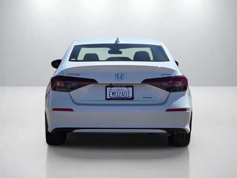 Used 2025 Honda Civic Sport image 5