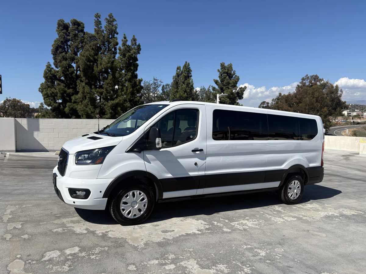 Used 2026 Ford Transit 350 XLT RWD image 6