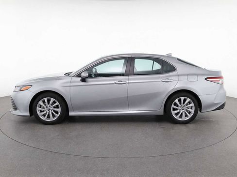Used 2023 Toyota Camry LE AWD/4WD image 6