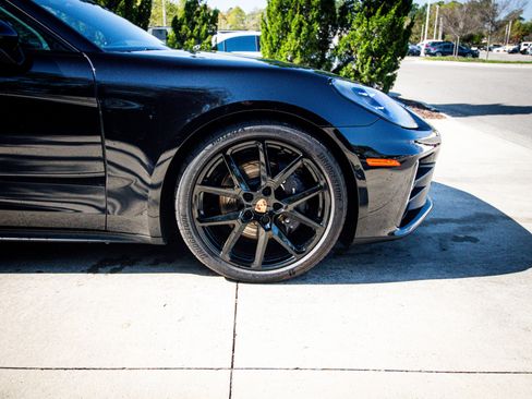 Used 2026 Porsche Panamera image 13