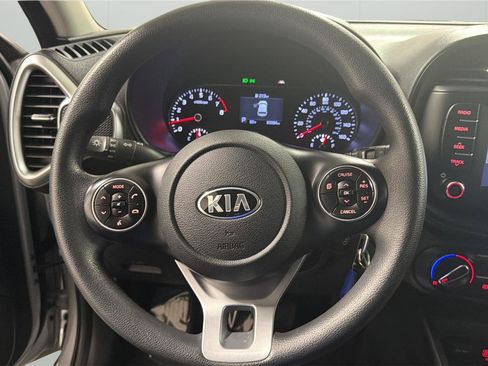 Used 2020 Kia Soul S FWD image 21