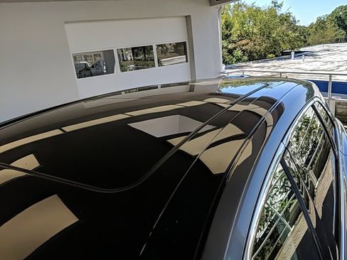 Certified 2022 Lincoln Nautilus Reserve image 10